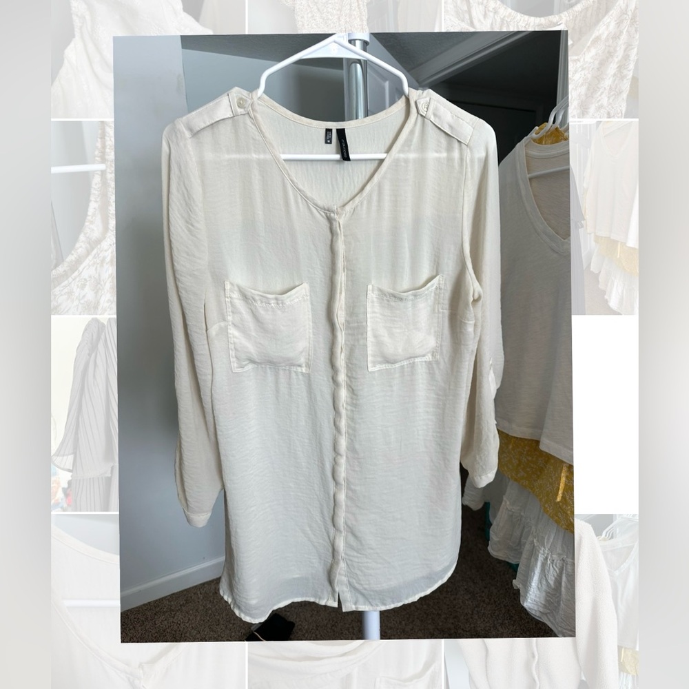 Maurice’s Cream Women's Top